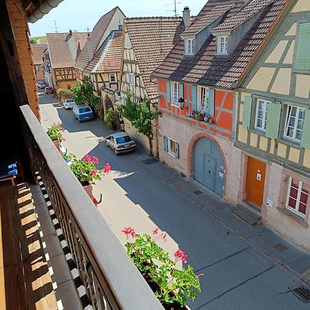 Un Balcon Sur Les Toits Apartment Beblenheim Bagian luar foto