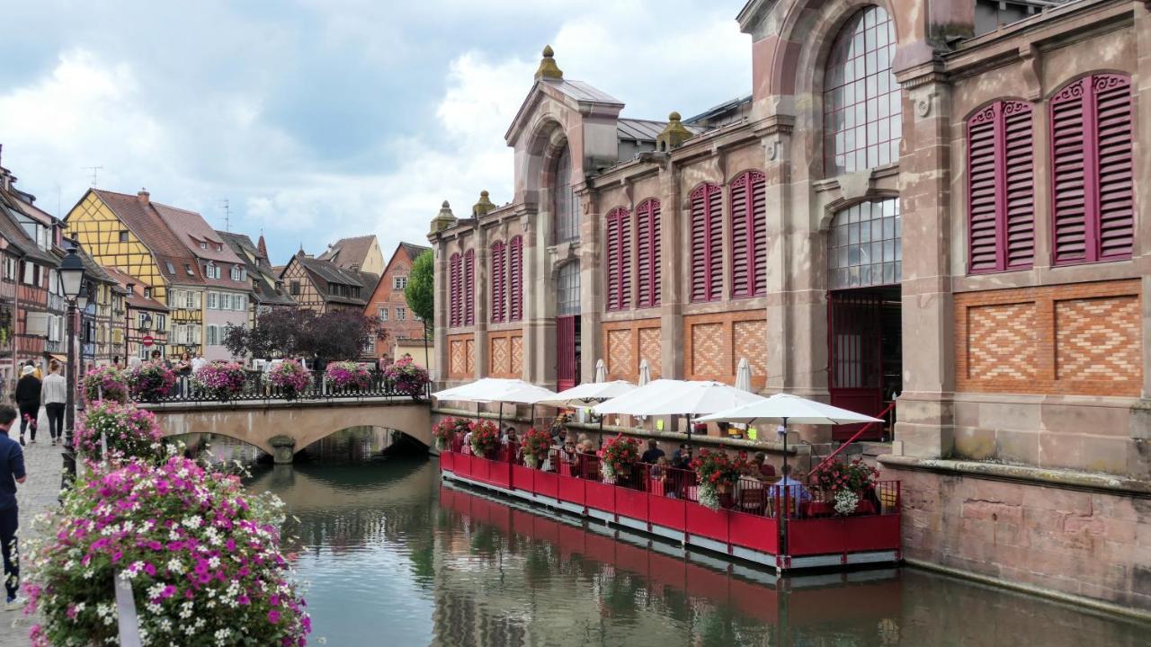 Un Balcon Sur Les Toits Apartment Beblenheim Bagian luar foto