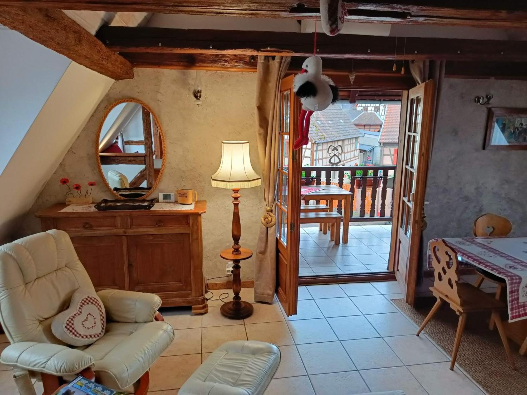 Un Balcon Sur Les Toits Apartment Beblenheim Bagian luar foto